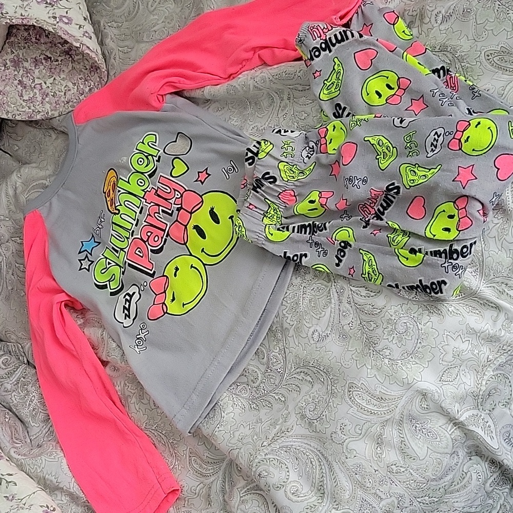 Girls pajamas 3T